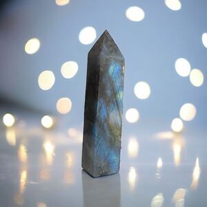 Labradorite Crystal‎ Meditation Tower